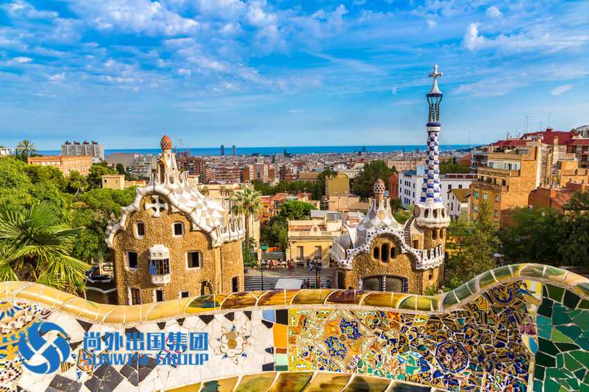 一所大学与贫困山区的“陪伴式成长”