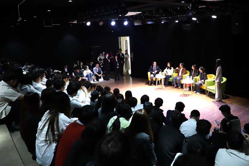 美国移民面谈，领事官可能会问什么问题？